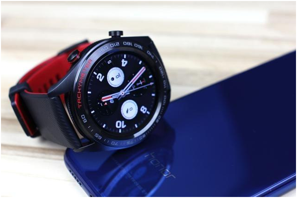 Watch Magic, a Smart Watch with Understated Appearance and Powerful Strength