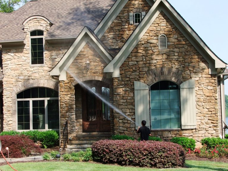 Five Benefits of Pressure Washing Your Home’s Exterior